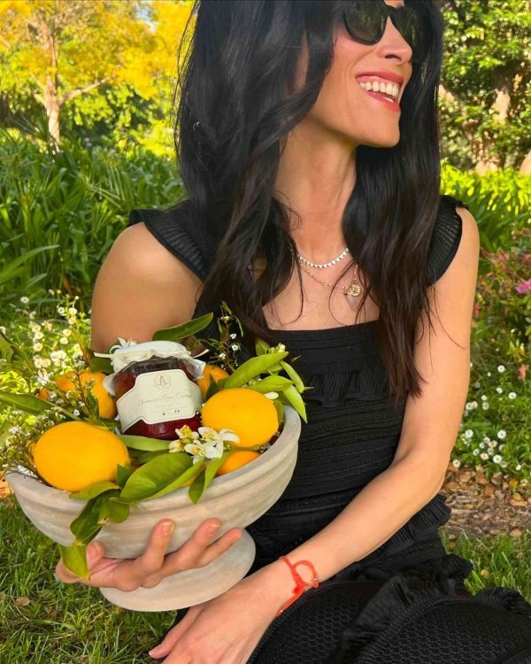 Abigail Spencer sa džemom Meghan Markle