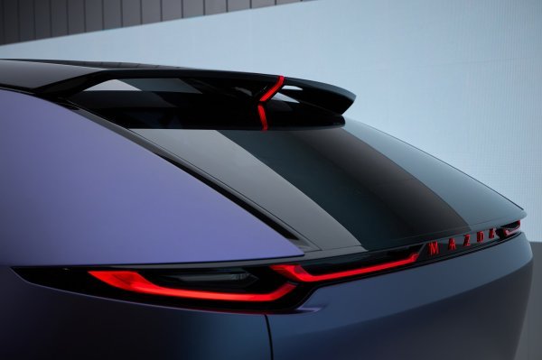 Mazda Arata koncept