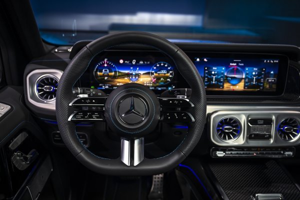 Mercedes-Benz G 580 Edition One, South See Magno boja