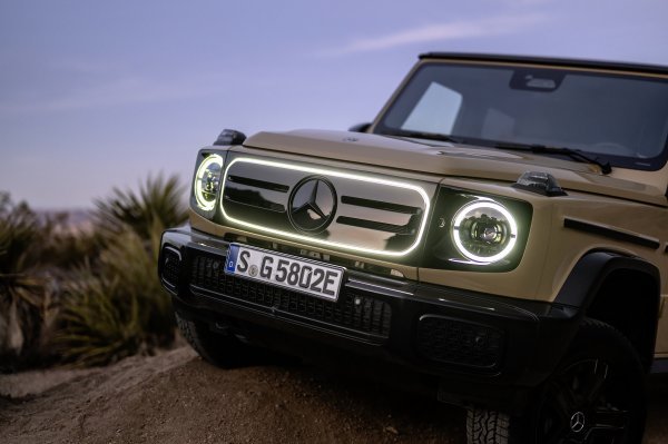 Mercedes-Benz G 580, Desert Sand nemetalik boja
