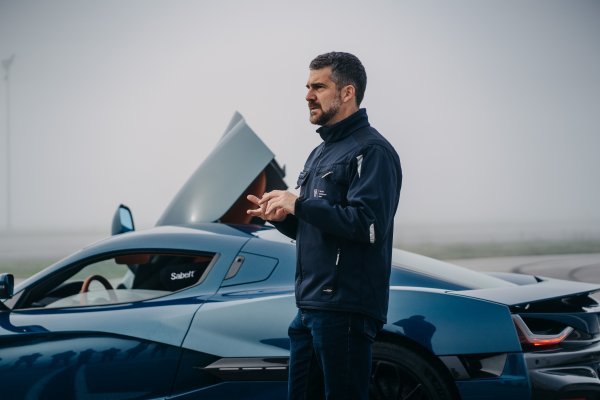 Za Neveru je rekao da je među najboljim automobilima novog doba