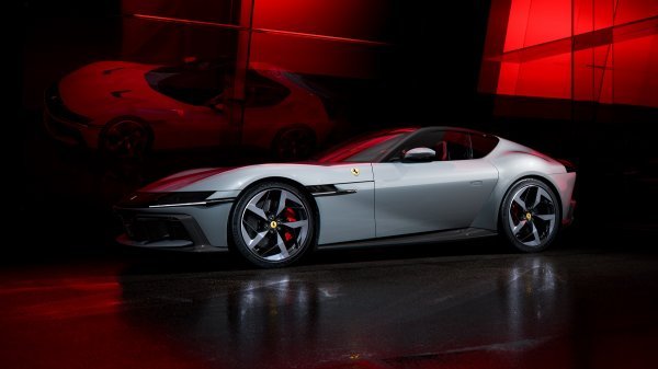 Ferrari 12Cilindri