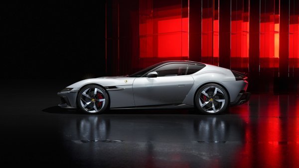 Ferrari 12Cilindri