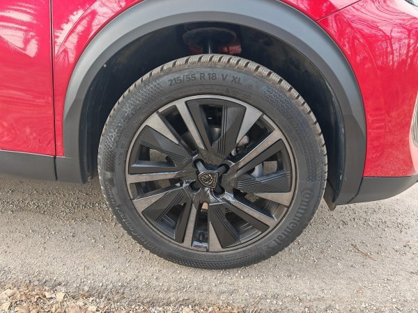 Peugeot 2008 PureTech 130 S&S EAT8 GT
