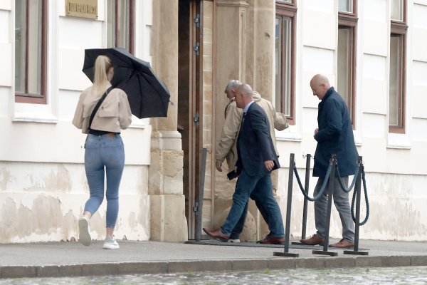 Nastavljeni pregovori HDZ-a i Domovinskog pokreta