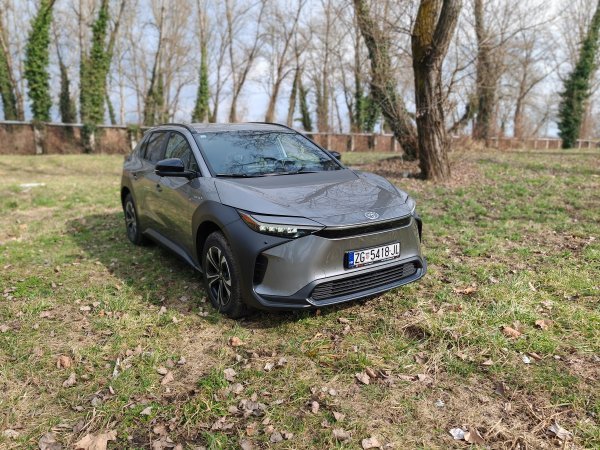 Toyota bZ4X EV 71.4 kWh AWD 5D Executive Tech