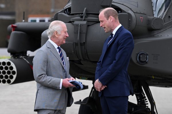 Princ William i kralj Charles III.