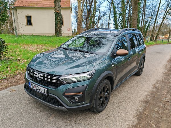 Dacia Jogger Extreme Hybrid 140