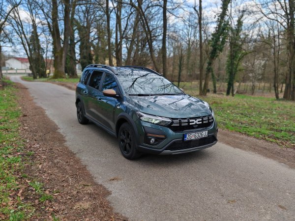 Dacia Jogger Extreme Hybrid 140