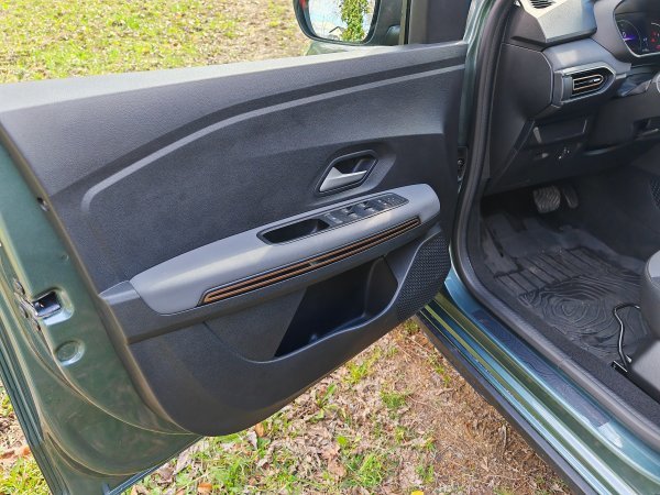 Dacia Jogger Extreme Hybrid 140