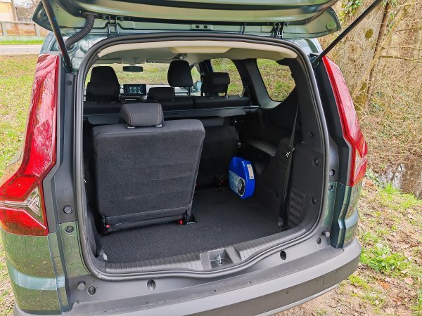 Dacia Jogger Extreme Hybrid 140