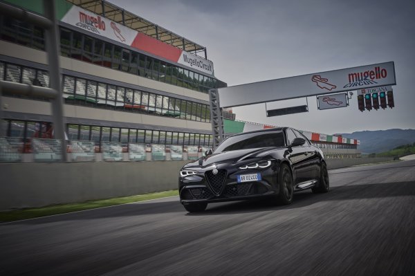 Alfa Romeo Giulia Quadrifoglio Super Sport