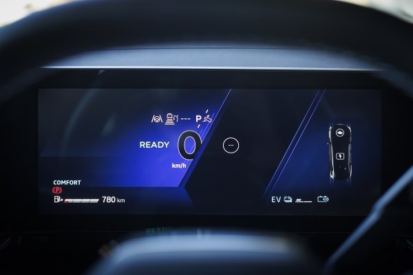 Renault Rafale Esprit Alpine E-Tech full hybrid 200 - Summit Blue boja