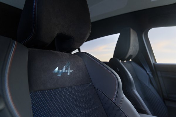 Renault Rafale Esprit Alpine E-Tech full hybrid 200 - Summit Blue boja