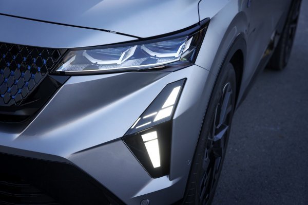 Renault Rafale Esprit Alpine E-Tech full hybrid 200 – Schist Grey boja