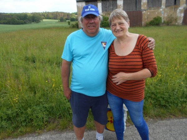 Predsjednik Kramarićevog Fan kluba Václav Matějka i Jiřina Víšková