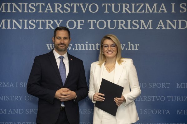 Tonči Glavina preuzeo Ministarstvo turizma