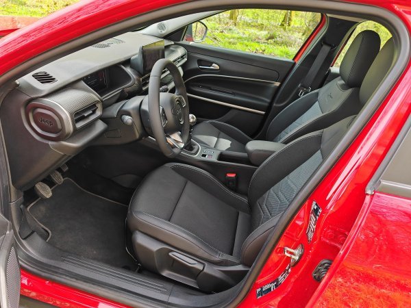 Jeep Avenger 1.2 Altitude