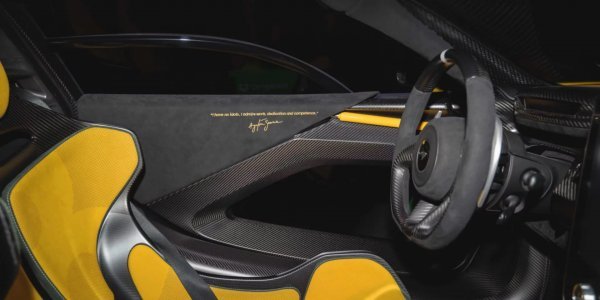Cestovni automobil McLaren Senna