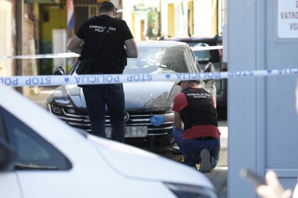 Propucan je automobil Josea Bota, sportskog direktora NK Osijeka