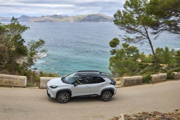 Toyota Yaris Cross GR Sport - Dynamic Grey boja