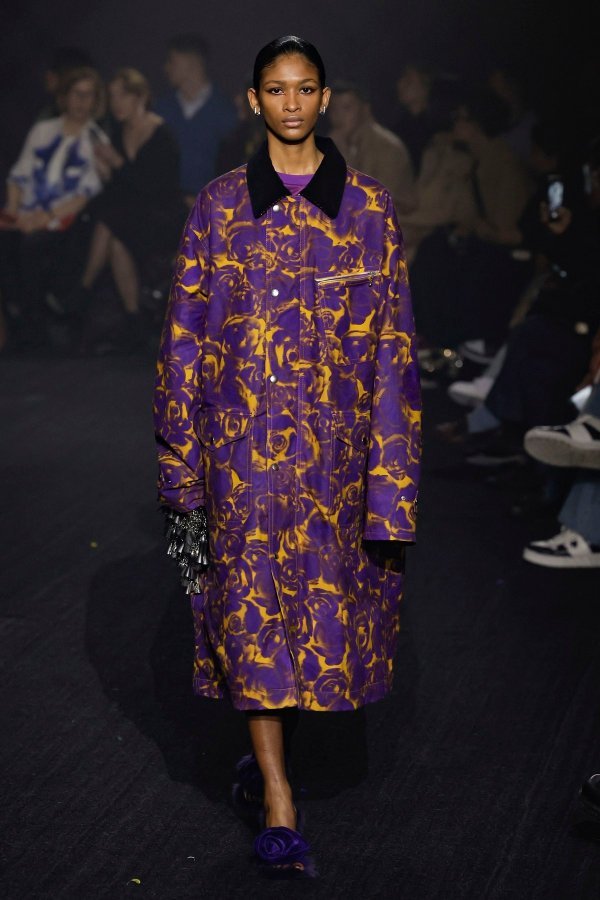 Burberry 2023., prva kolekcija Daniela Leeja za brend
