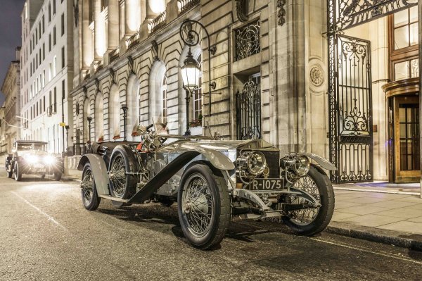 Rolls-Royce Silver Ghost je nekad imao rezervne gume pune veličine