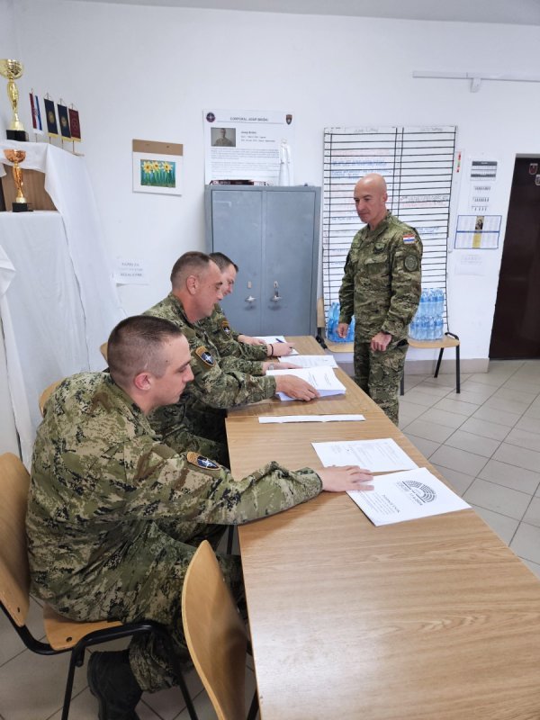 Posebna biračka mjesta za vojnike u misijama