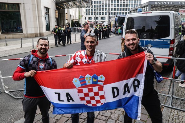 Berlin, Njemačka - Dolazak Hrvatske nogometne reprezentacije u hotel The Ritz Carlton,  14.06.2024.