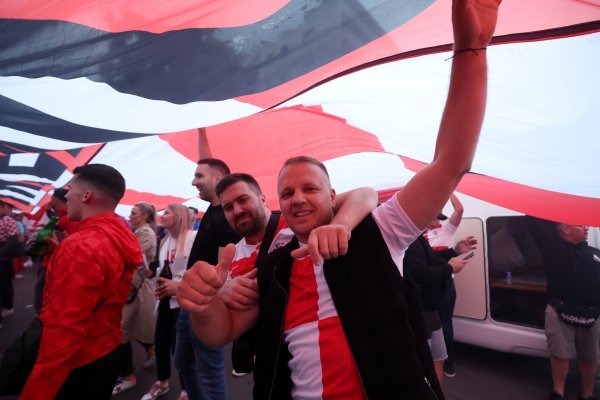Hrvatski navijači, najveća zastava, Berlin, 14.6.2024.
