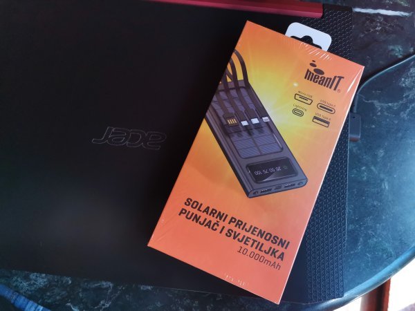 MeanIT solarni prijenosni punjač i svjetiljka