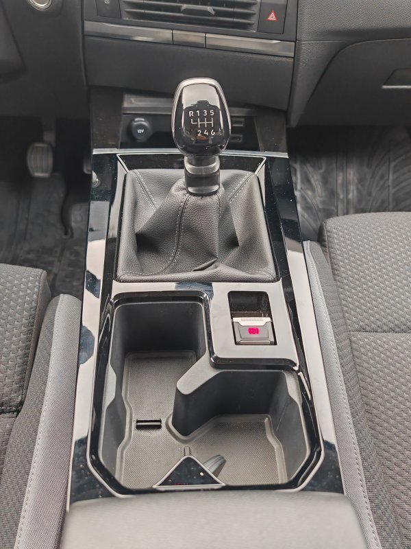 Opel Astra Sports Tourer Edition 1.2 XHL S/S (81 kW/110 KS) sa 6-brzinskim ručnim mjenjačem
