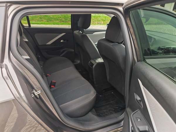 Opel Astra Sports Tourer Edition 1.2 XHL S/S (81 kW/110 KS) sa 6-brzinskim ručnim mjenjačem