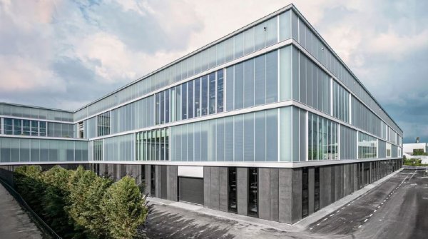 Ferrari svečano otvorio svoju e-zgradu u Maranellu