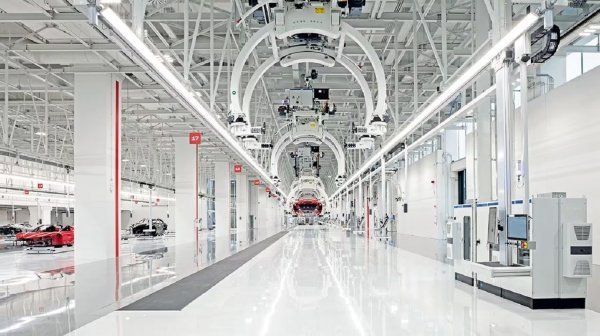 Ferrari svečano otvorio svoju e-zgradu u Maranellu