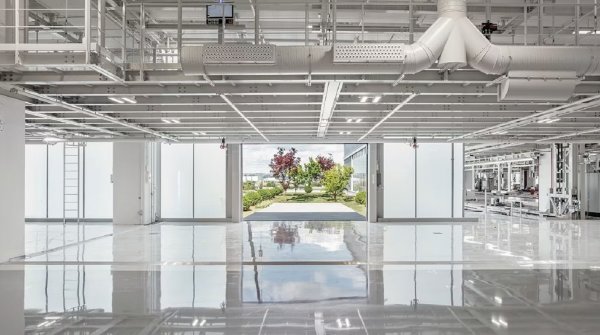 Ferrari svečano otvorio svoju e-zgradu u Maranellu