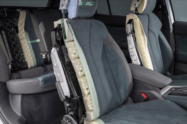 Reciklirani materijali se puno koriste u autosjedalicama, na primjer