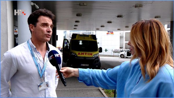 Pročelnik Hitnog prijema KBC-a Zagreb Ivan Gornik i novinarka HRT-a Ruža Ištuk