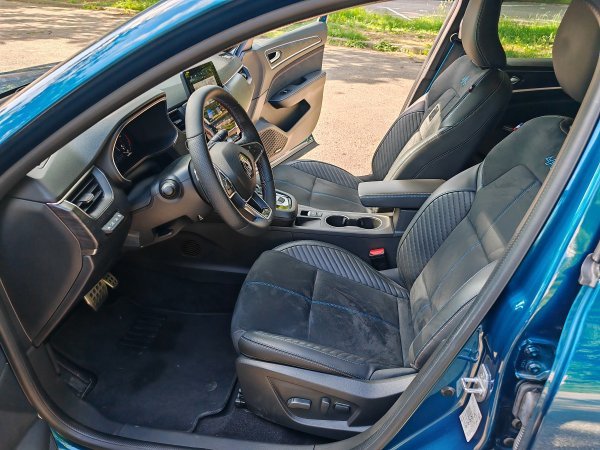 Renault Mégane Conquest esprit Alpine mild hybrid 160 EDC