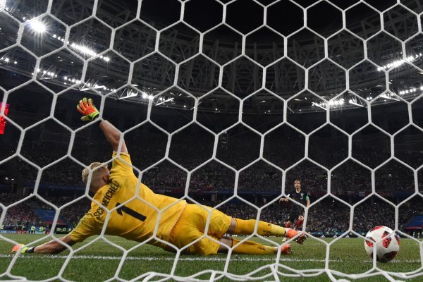 Luka je 1. srpnja 2018. iz popravnog zabio gol Dancima iz penala 