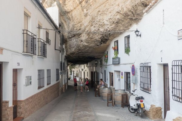 Setenil de las Bodegas