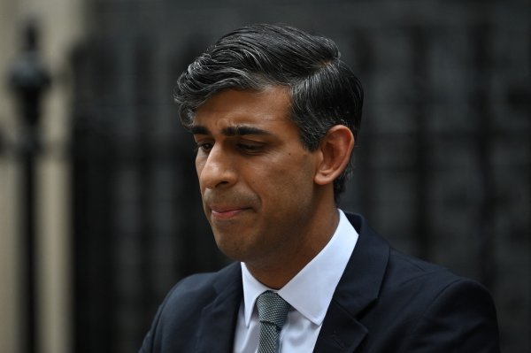 Bivši britanski premijer Rishi Sunak