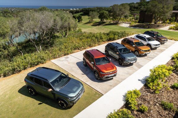 Dacia Duster - tri generacije