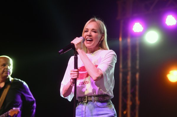 Koncert Jelene Rozge na vodičkoj rivi