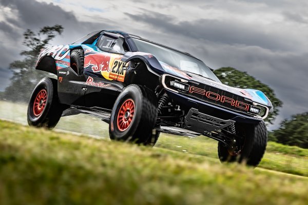 Ford Performance pokazao trkaći Raptor T1+