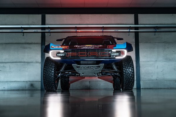 Ford Performance pokazao trkaći Raptor T1+