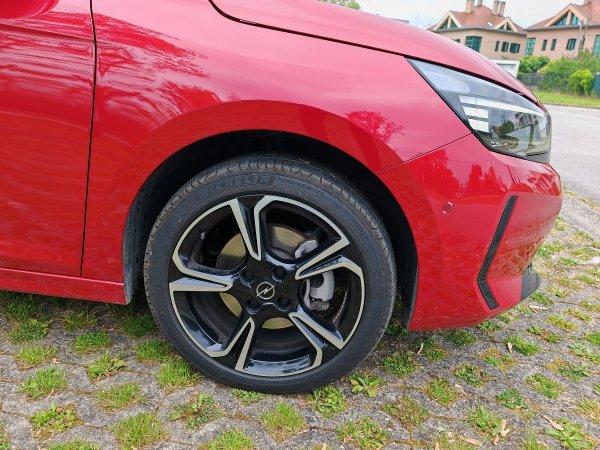 Opel Corsa 1.2 GS 100 KS AT8