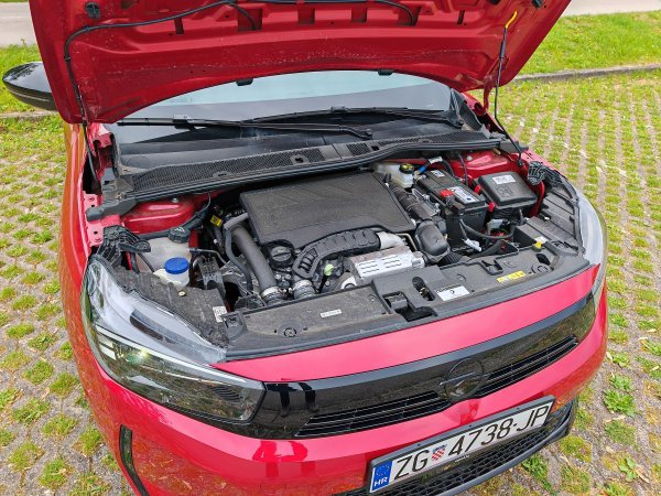 Opel Corsa 1.2 GS 100 KS AT8