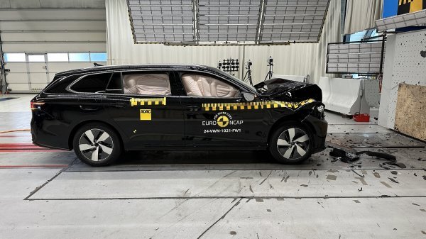 Volkswagen Passat zaradio pet zvjezdica na Euro NCAP-u