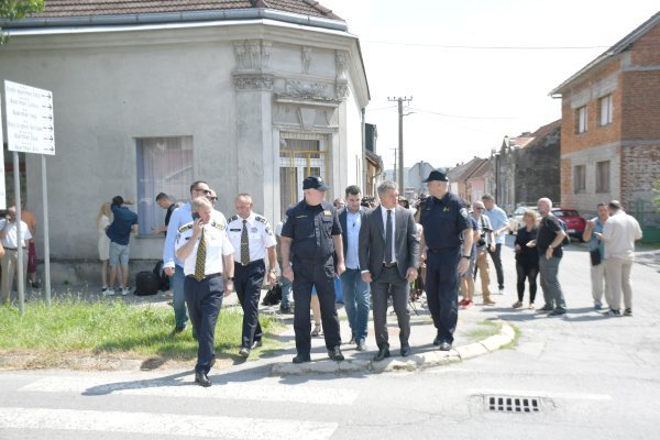 Glavni državni odvjetnik Ivan Turudić obišao mjesto ubojstva u Daruvaru